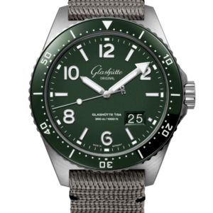 Glashutte SeaQ Panorama Date Synthetic Strap